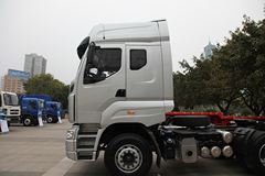 东风柳汽 乘龙M7C重卡 385马力 6X4牵引车(康明斯)(LZ4251QDCA)