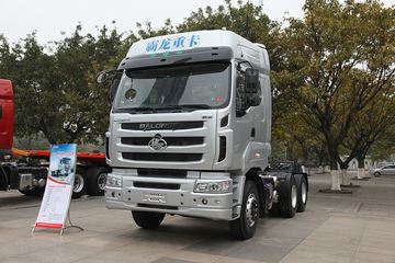 东风柳汽 乘龙M7C重卡 385马力 6X4牵引车(康明斯)(LZ4251QDCA)