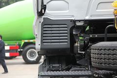 东风柳汽 乘龙M7C重卡 385马力 6X4牵引车(康明斯)(LZ4251QDCA)
