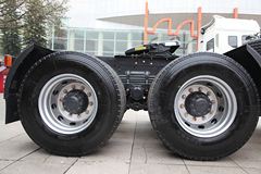 东风柳汽 乘龙M7C重卡 385马力 6X4牵引车(康明斯)(LZ4251QDCA)