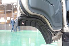 一汽红塔 解放公狮 124马力 3.8米排半栏板轻卡(CA1034PK26L2R5E4)