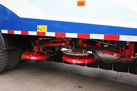 东风柳汽底盘&nbsp;垃圾运输车上装图片