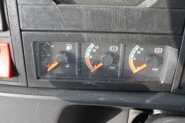 德龙F3000&nbsp;牵引车驾驶室                                               图片