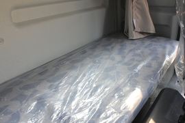 德龙F3000&nbsp;牵引车驾驶室                                               图片