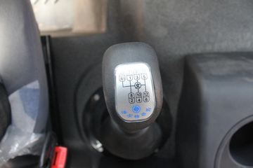 �����ؿ� ����F3000 380���� 6X4 LNGǣ����(SX4258NT384TL)ͼƬ