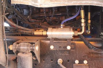 �����ؿ� ����F3000 380���� 6X4 LNGǣ����(SX4258NT384TL)ͼƬ