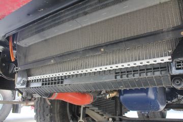 �����ؿ� ����F3000 380���� 6X4 LNGǣ����(SX4258NT384TL)ͼƬ