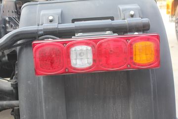 �����ؿ� ����F3000 380���� 6X4 LNGǣ����(SX4258NT384TL)ͼƬ