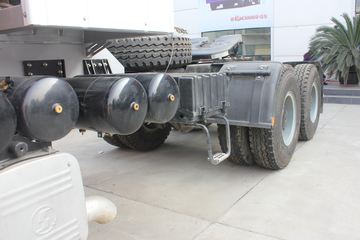 �����ؿ� ����F3000 380���� 6X4 LNGǣ����(SX4258NT384TL)ͼƬ