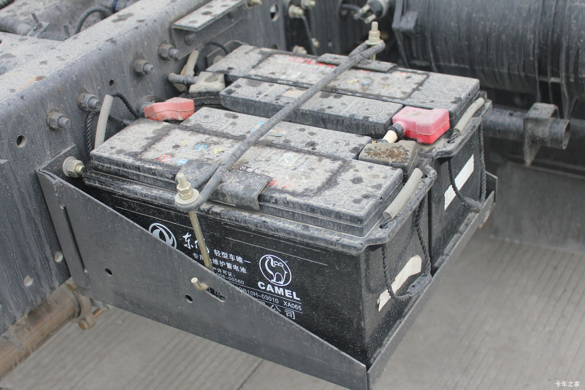 ���� ������XL�п� 160���� 4X2 6.7���ػ���(DFA1160L15D7)����                                                