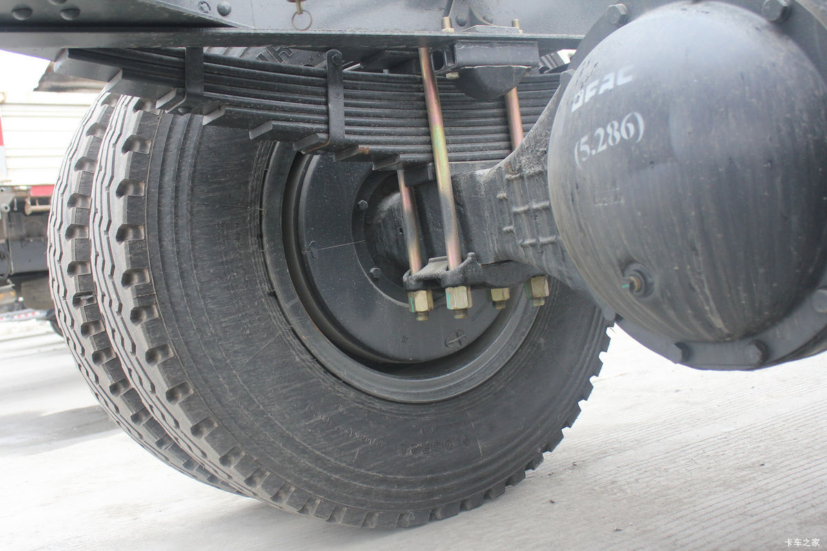 ���� ������XL�п� 160���� 4X2 6.7���ػ���(DFA1160L15D7)����                                                