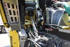 沃尔沃 FH重卡 440马力 6X2牵引车 62T B