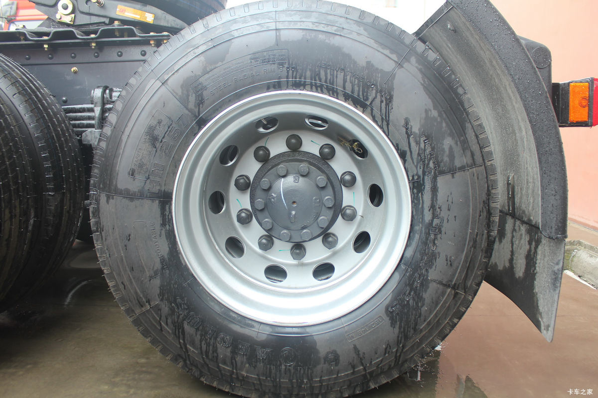 ó ؿ 385 6X4ǣ(DFL4251AX16A)                                                