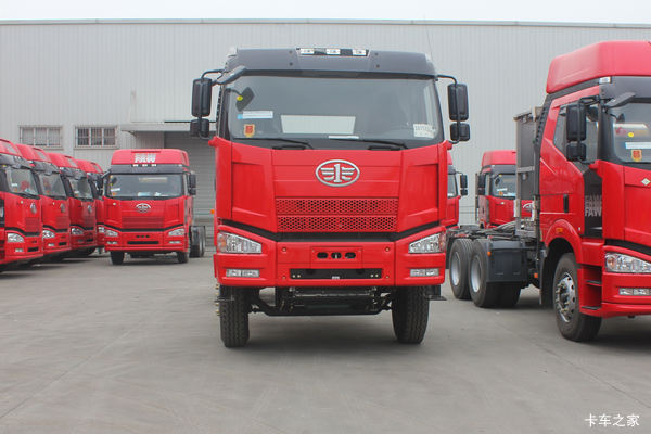 一汽解放 J6P重卡 420马力 8X4 8.5米自卸车(CA3310P66K24L7T4E4)