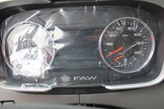 一汽解放 J6P重卡 370马力 6X4自卸车底盘(CA3250P66K24L3BT1E4)