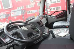 一汽解放 J6P重卡 370马力 6X4自卸车底盘(CA3250P66K24L3BT1E4)