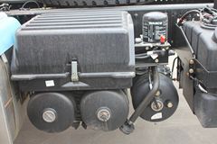 一汽解放 J6P重卡 370马力 6X4自卸车底盘(CA3250P66K24L3BT1E4)