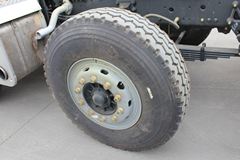 一汽解放 J6P重卡 370马力 8X4 8.8米自卸车底盘(CA3310P66K24L6BT)