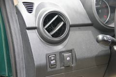 一汽佳宝 V80 88马力 封闭厢式货车