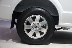 东风小康 C35 100马力 封闭厢式货车