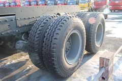 一汽解放 J6P重卡 310马力 8X4自卸车底盘(CA3310P66K2L5BT4E4)