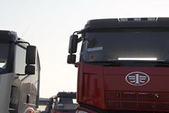 一汽解放 J6P重卡 350马力 8X4自卸车底盘(CA3310P66K2L4BT4E4)