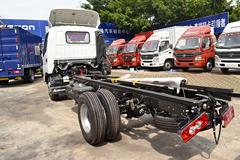 福田 欧马可1系 118马力 3360轴距单排轻卡底盘(BJ1049V9JD6-F5)