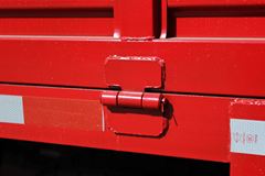 一汽解放 J6L中卡 164马力 4X2 6.8米栏板载货车(CA1160P62K1L4E4)