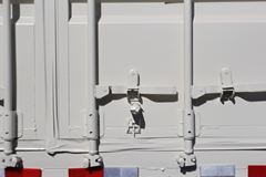 一汽解放 J6L中卡 180马力 4X2 7.7米厢式载货车(CA5160XXYP62K1L5A1E4) 一汽解放 J6L中卡 180马力 4X2 7.7米厢式载货车(CA5160XXYP62K1L5A1E4)