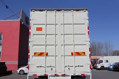 一汽解放 J6L中卡 180马力 4X2 7.7米厢式载货车(CA5160XXYP62K1L5A1E4) 一汽解放 J6L中卡 180马力 4X2 7.7米厢式载货车(CA5160XXYP62K1L5A1E4)