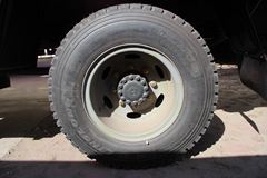 一汽解放 J6L中卡 164马力 4X2 6.8米栏板载货车(CA1160P62K1L4E4)