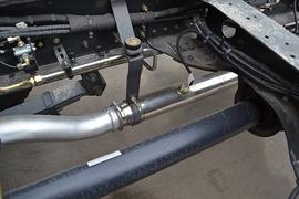 乘龙M3&nbsp;载货车底盘                                                图片