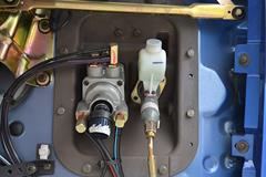 东风柳汽 乘龙M3 180马力 4X2 4.5米自卸车(DFL3120B5)