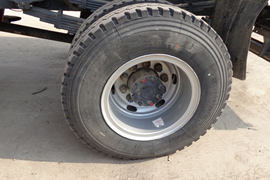 斯卡特&nbsp;自卸车底盘                                                图片