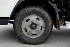 解放 J6F 130马力 3.8米排半厢式轻卡(CA5041XXYP40K2L1E4A85-3)