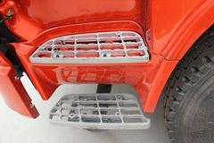 东风商用车 天锦中卡 210马力 6X2 8.6米排半载货车(底盘)(DFL1160B5) 东风商用车 天锦中卡 210马力 6X2 8.6米排半载货车(底盘)(DFL1160B5)