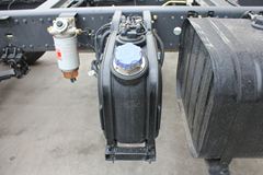 东风商用车 天锦中卡 210马力 6X2 8.6米排半载货车(底盘)(DFL1160B5) 东风商用车 天锦中卡 210马力 6X2 8.6米排半载货车(底盘)(DFL1160B5)