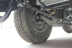 东风商用车 天锦中卡 210马力 6X2 8.6米排半载货车(底盘)(DFL1160B5) 东风商用车 天锦中卡 210马力 6X2 8.6米排半载货车(底盘)(DFL1160B5)