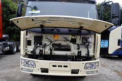 解放 J6L中卡 180马力 4X2 排半载货车(底盘)(CA5160XXYP62K1L5E)