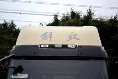 解放 J6L中卡 180马力 4X2 排半载货车(底盘)(CA5160XXYP62K1L5E)