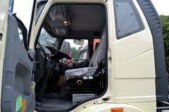 解放 J6L中卡 180马力 4X2 排半载货车(底盘)(CA5160XXYP62K1L5E)