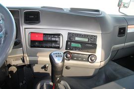 格尔发A3&nbsp;自卸车驾驶室                                               图片