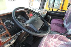 江淮 格尔发K3中卡 160马力 4X2 6.5米排半载货车(底盘)(HFC1161PZ5K1E1AF)