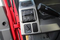 江淮 格尔发K3重卡 300马力 6X4 5.6米自卸车底盘(HFC3241P1K4E39F)