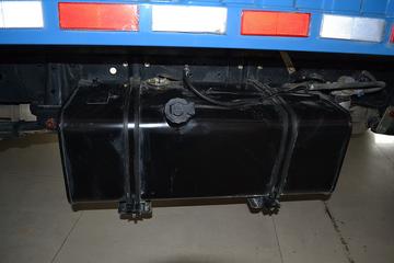 ���� ����˳�� 102���� 3.1�׵�����ʽ�ῨͼƬ