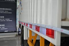 江铃 凯锐 110马力 3.3米双排厢式轻卡(JX5044XXYXSG2)