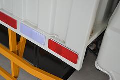 江铃 凯锐 110马力 3.3米双排厢式轻卡(JX5044XXYXSG2)