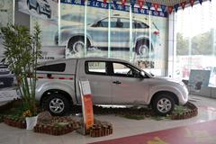 江铃 域虎 2014款 两驱 2.4L柴油 双排皮卡(掀背式))