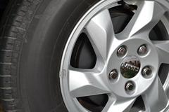 江铃 域虎 2014款 两驱 2.4L柴油 双排皮卡(掀背式))