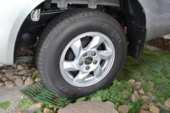 江铃 域虎 2014款 两驱 2.4L柴油 双排皮卡(掀背式))